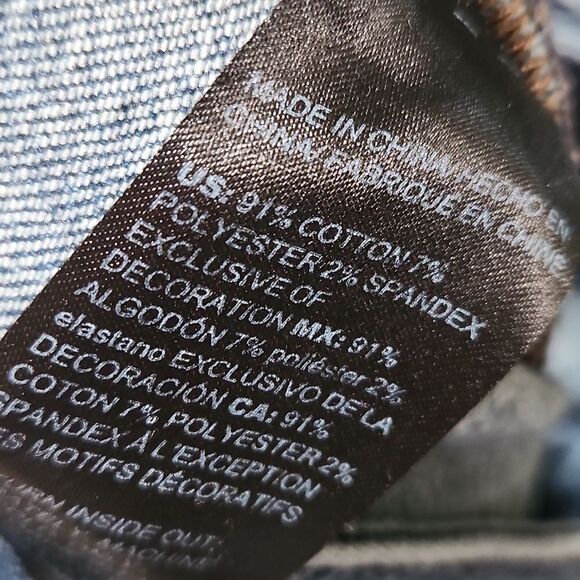 WHBM Curvy Mid Rise Everyday Soft Destructed Slim Jeans - Picture 9 of 14